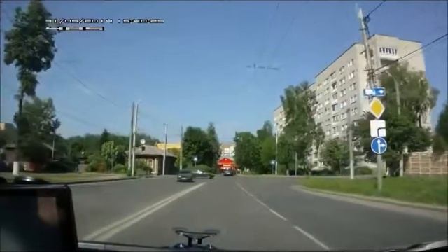 Уверенный в себе велосипедист смотреть онлайн