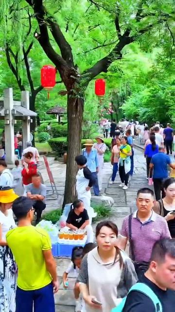 蒲松龄故居: 一个被迫营业的旅游景点+ 刀郎《罗刹海市》带动景点回归 смотреть онлайн