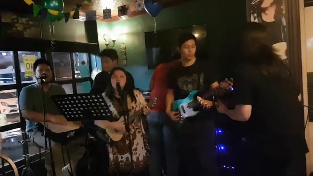 Lanca Perfume - Rita Lee (ukulele ensemble cover) смотреть онлайн