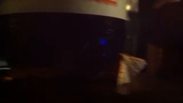 Moth is eating my drink...l смотреть онлайн