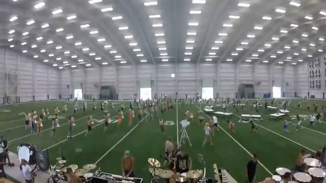 Blue Devils 2014 Drum Major Cam смотреть онлайн