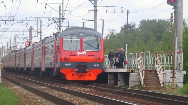 ЭД4М-0237 платформа Вохна