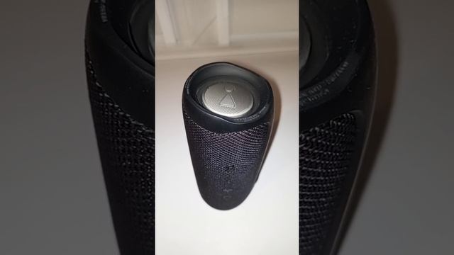 Колонка JBL FLIP 5 LFM 60% Bass Test смотреть онлайн