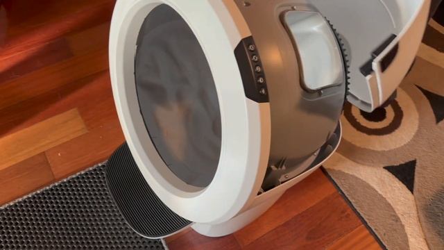Litter Robot 4 by Whisker - Unboxing & Info - No more cleaning up after your Cats! смотреть онлайн