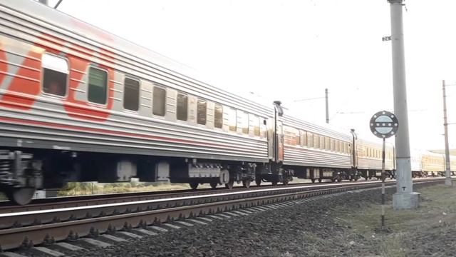 ЭП1М-759 с пассажирским поездом смотреть онлайн