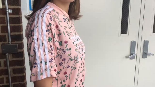 Fashion Friday: Delia Binetti смотреть онлайн