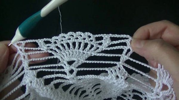 Скатерть  простая  для начинающих. Часть 4.