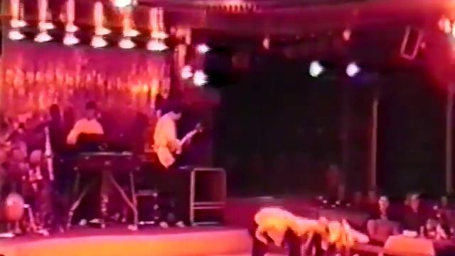 Laima Vaikule's Band' 1986/Riga/"Melodia" Bar смотреть онлайн