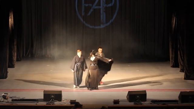 Itachi Black Raven Cosband Fiery Red Cloud ЭльвираЭльвира повелительница Тьмы FAP 2017 Festiva смотреть онлайн