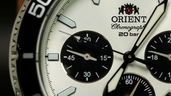 Orient's BEST Grab & Go Chrono! Orient Mako Solar Chronograph RA-TX0203S10B