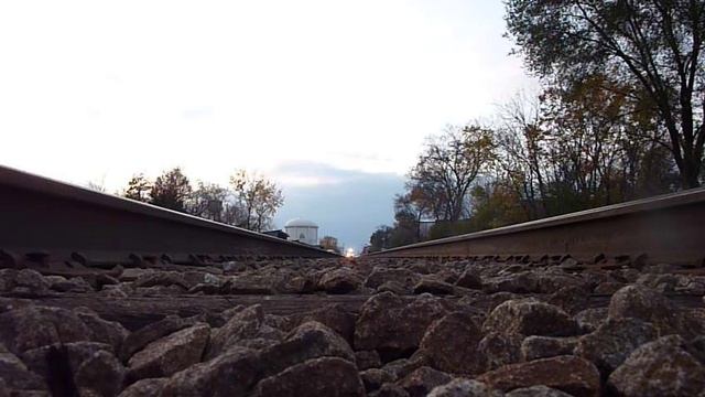 camera under train two смотреть онлайн