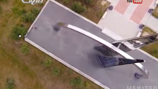 В три строки 6 апреля 2018 смотреть онлайн