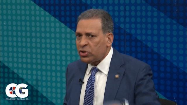 Osiris De León explica situación geológica y sísmica en República Dominicana. 2/2 смотреть онлайн