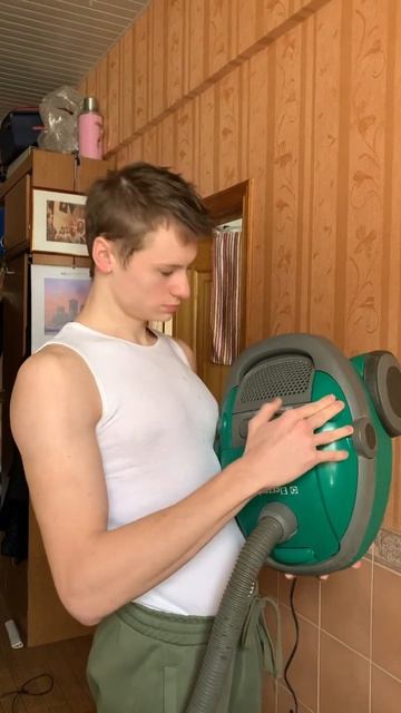 А чем сушите волосы вы? смотреть онлайн