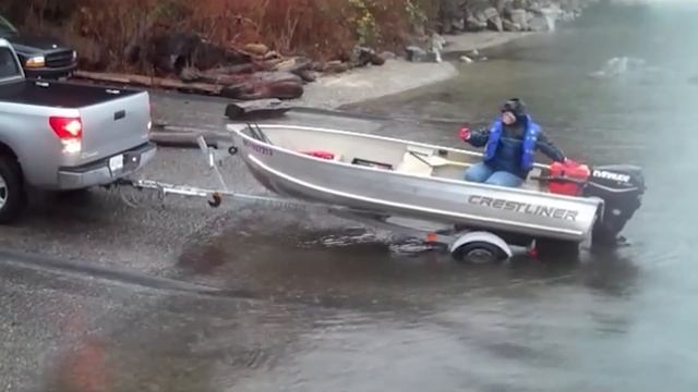 Idiots In Boats Caught On Camera смотреть онлайн