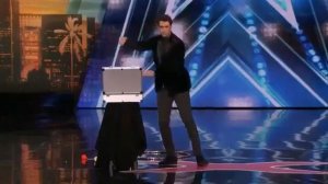 Самый лучший фокусник в мире! Прикол.