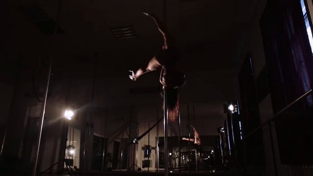 Exotic Pole dance Танюшка Rage Ритм смотреть онлайн