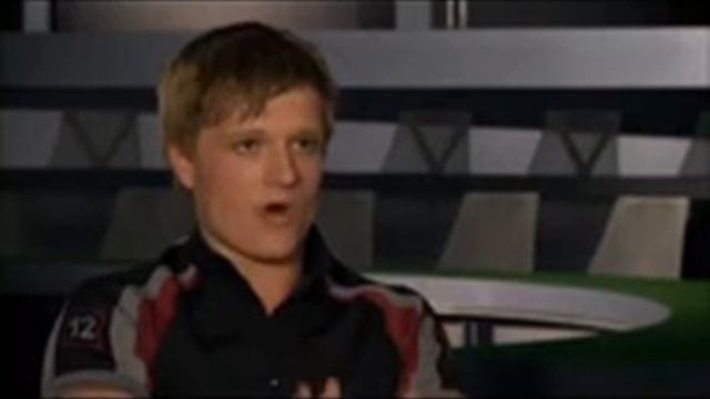 Flannel (Josh Hutcherson Video) смотреть онлайн