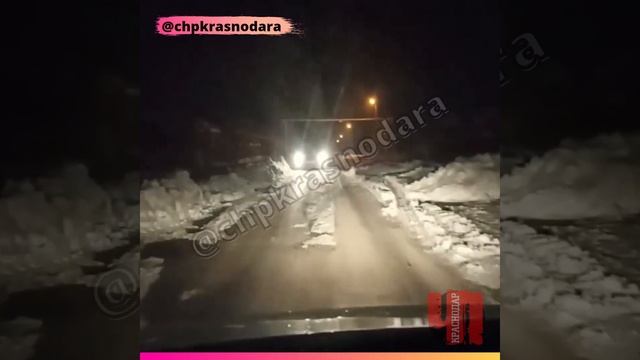 Тимашевский район, ст. Днепровская, ул. Красная (от ритуальных услуг и до конца улицы) смотреть онлайн