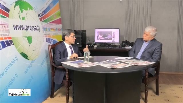 Абдулло Раҳнамо: Варшава саҳнаи муколама набуд! (қисми 1) смотреть онлайн