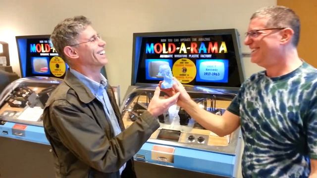 John Kennedy doesn't survive the Mold-A-Rama смотреть онлайн