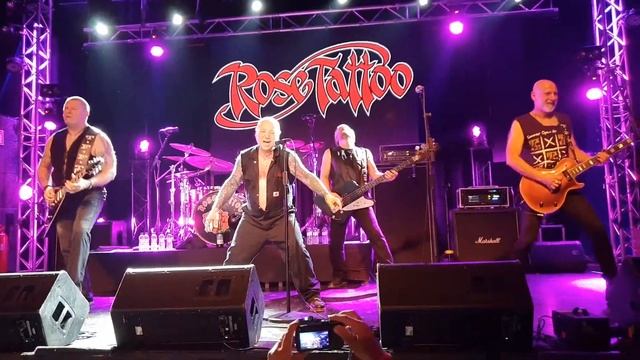 ROSE TATTOO - August 9th 2019 - Sala Salamandra, L'Hospitalet De Llobregat Barcelona. SPAIN смотреть онлайн