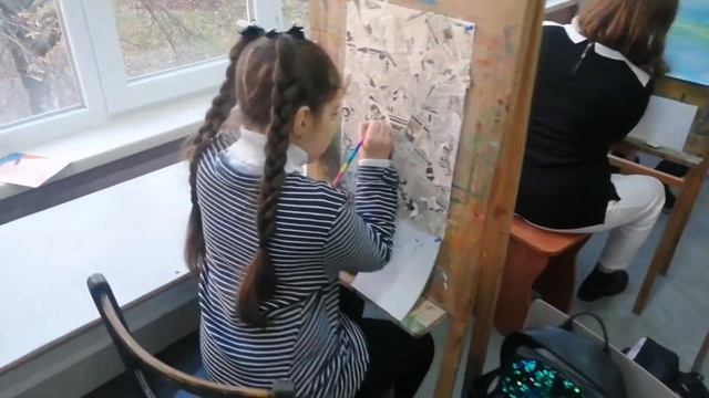 Відео заняття з образотворчого мистецтва "Мій чарівний півник" смотреть онлайн