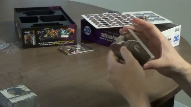DC Comics Deck-Building Game Forever Evil Unboxing смотреть онлайн