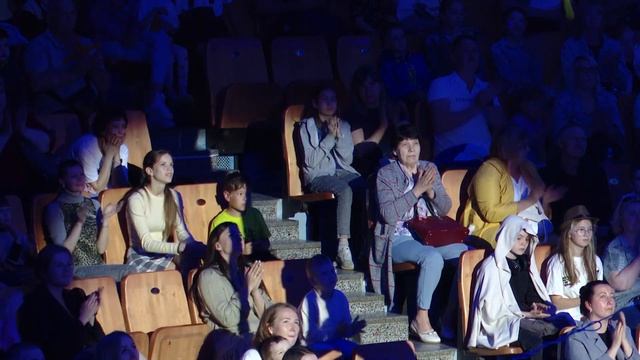 Итальянский цирк. смотреть онлайн