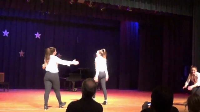 Alice_Nora_Ally_Uptown Funk_2015 Seton Elder Talent Show смотреть онлайн