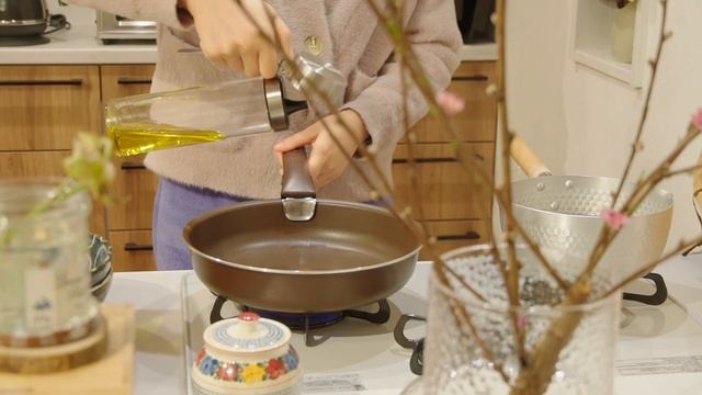 【平日NIGHT ROUTINE】仕事後に美味しい食べ物に癒やされるナイトルーティン смотреть онлайн