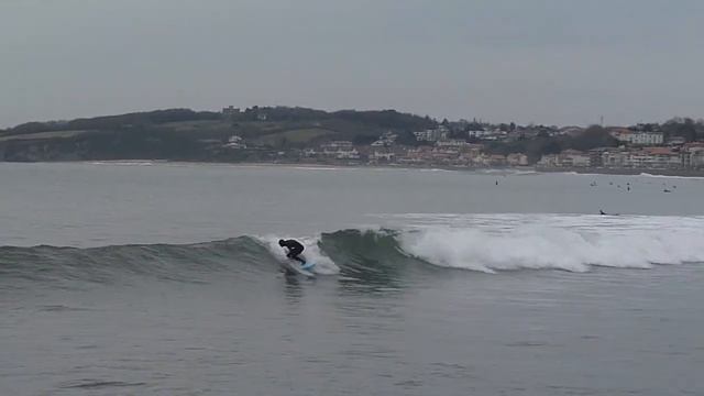 Surf Hendaye Digue смотреть онлайн
