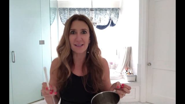 Spring Cleanse: 5 Tips to Detox in the Bathroom (2 of 3) смотреть онлайн