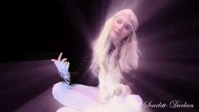 Stromae Papaoutai Official Video Cover by Scarlett Darleen смотреть онлайн