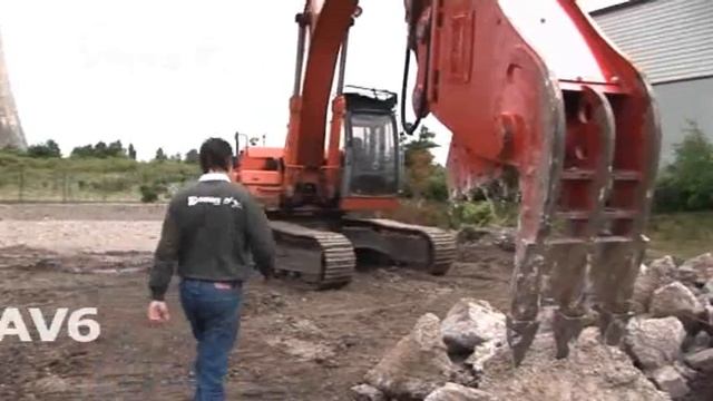 BAV Excavator Mounted Alligator Crushers смотреть онлайн