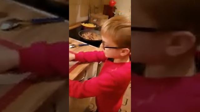 Leckeren Wald pilz salat machen смотреть онлайн