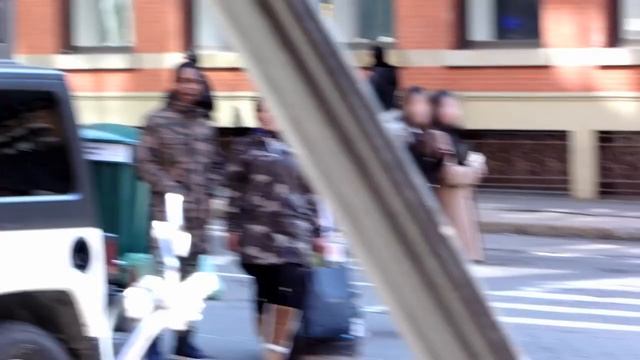 Пранк с одного удар сломал мотоцикл,Karate prank NYC, смотреть онлайн