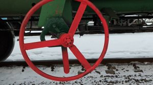 Ручной (стояночный) тормоз грузового вагона