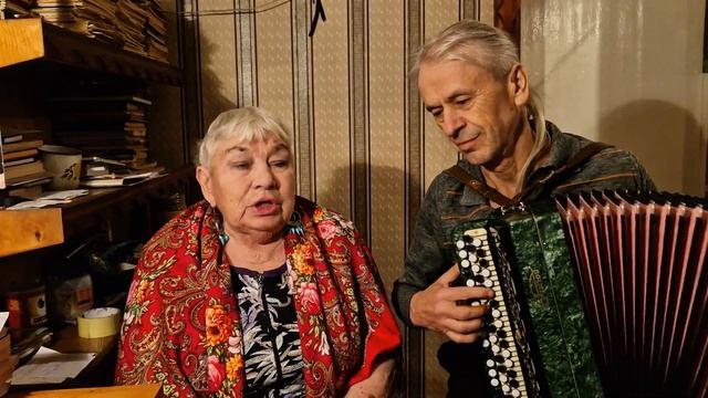 Пётр Сотник и Надежда Пыжлакова - А что со мной смотреть онлайн