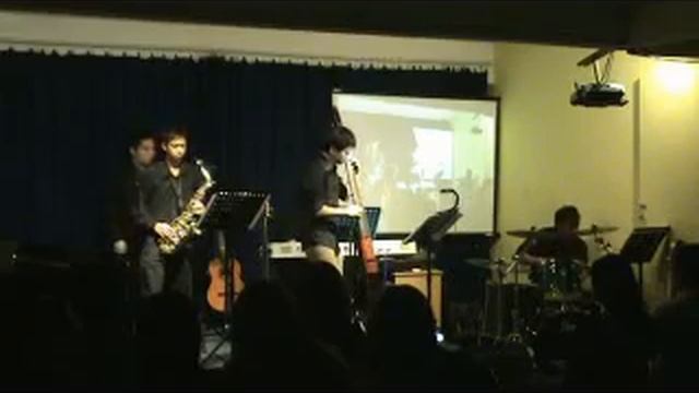 Hacha Cha Cha (Brian Bromberg) by Chang Chung Yi with IMH Juzz Friends смотреть онлайн