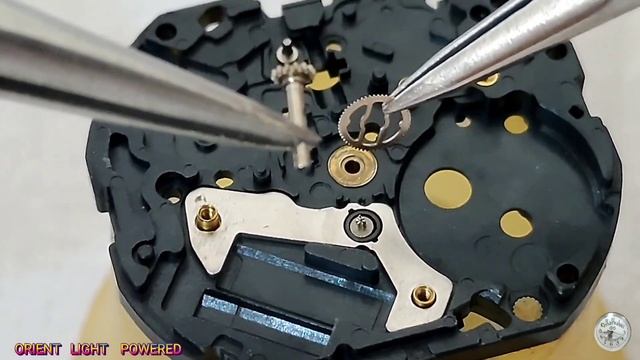 ORIENT LIGHT POWERED - REVISÃO - TROCA DE TIGE E CHOCÊ - DE VOLTA AO FUNCIONAMENTO