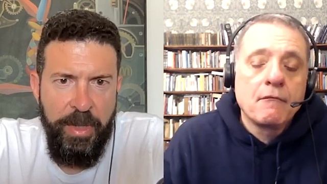 Russian Helicopter Remains In Kharkiv,New War Is Coming смотреть онлайн