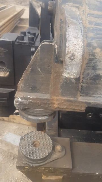 производство Китай работа вибропогружатель  на экскаватор.