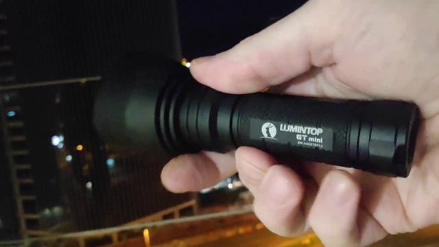 Lumintop GT Mini XP-L HI Vs Convoy Z1 SST40 Zoomable Flashlight - Outdoor Test смотреть онлайн