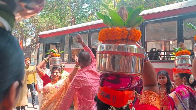 Gudi Padwa Vlog | Marathi Vlog | Maharashtrain | B D D Chawl | Worli |Sai Baba Chi Palkhi|22.03.202 смотреть онлайн