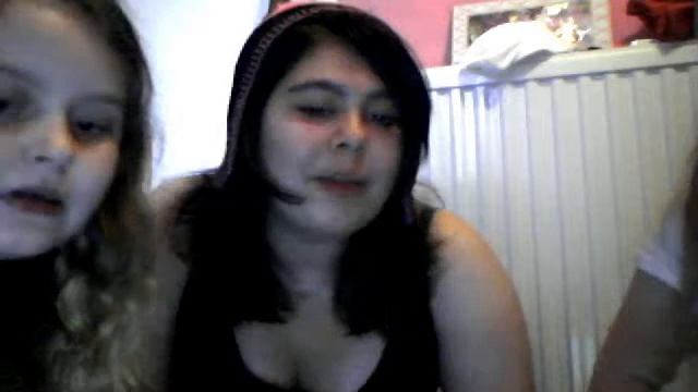 Piss take of Barbie Girl:L OMG it's so funneh смотреть онлайн