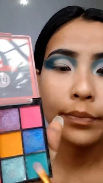 Makeup Transformation 💙 Half Cut Crease Eye Makeup Easy | #Short #firstshortvideo #Youtubeshort смотреть онлайн