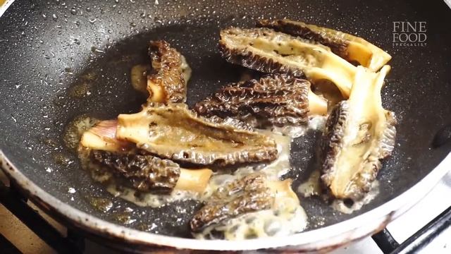 Asparagus, Morels, Jersey Royals and Perigord Truffle | Drogo's Kitchen | Fine Food Specialist смотреть онлайн