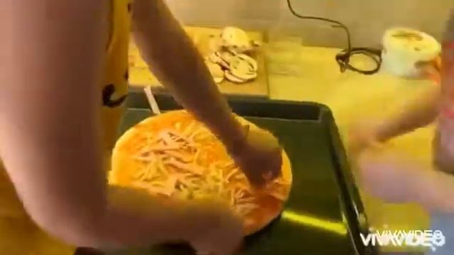 Մենք կարողենք պատրաստել պիցցա