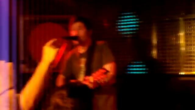 Joey Cape & Tony Sly - Linoleum (cover NOFX) смотреть онлайн